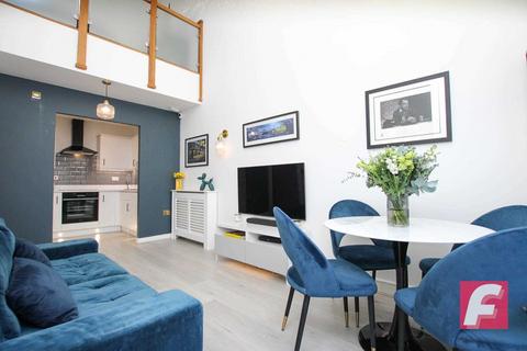 2 bedroom apartment for sale - Edridge Court, Garston