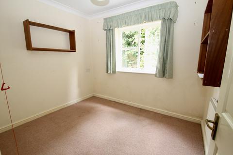 2 bedroom flat for sale, Carlton Court, Wells