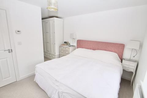 24 Hamiltons Close, Wells, BA5 2GS