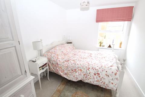 24 Hamiltons Close, Wells, BA5 2GS