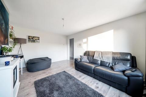 2 bedroom flat for sale - Egham,  Surrey,  TW20