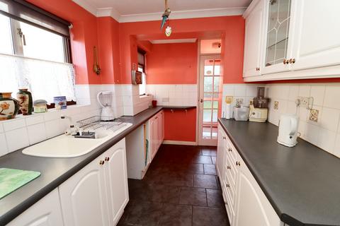 79 Goss Drive, Street, BA16 0RR