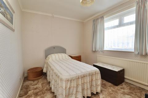 16 Brookleigh, Street, BA16 0NU