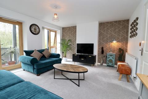 3 bedroom terraced house for sale, Couture Grove, Street
