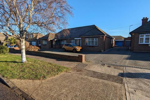 2 bedroom bungalow for sale, Heath Road, Orsett Heath