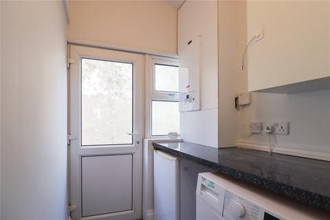 5 bedroom semi-detached house to rent, Lower Street, Kettering, Northamptonshire, NN16