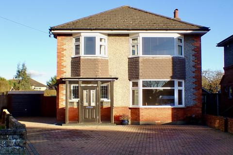 4 bedroom detached house for sale - Namu Road, Victoria Park, Bournemouth, Dorset