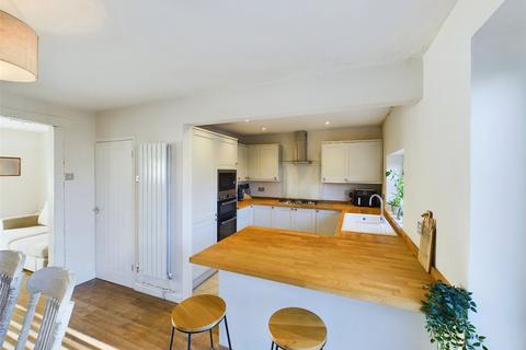 28 Churchill Road, Gloucester, GL1 5DG