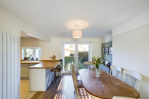 28 Churchill Road, Gloucester, GL1 5DG