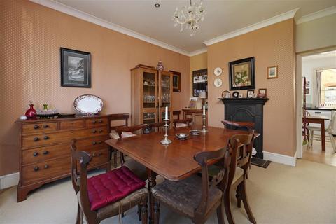 47 Ashford Road, Faversham, ME13 8XN