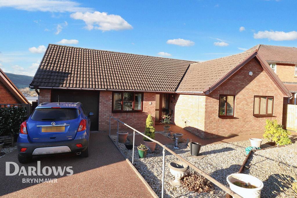 Tanglewood Drive, Blaina 3 bed detached bungalow for sale £330,000