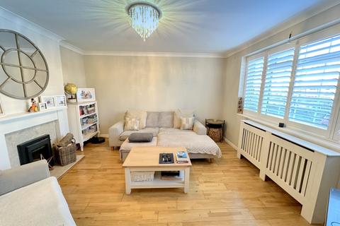 40 Colenorton Crescent, Eton Wick, Windsor, SL4 6NJ