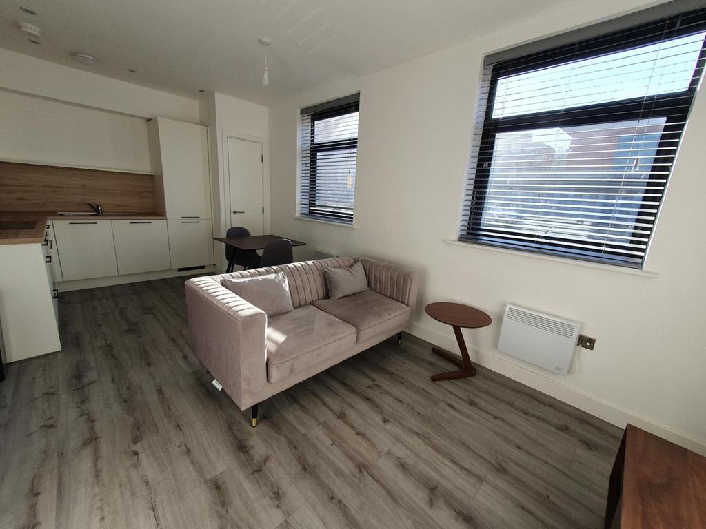 Wagon Lane, Birmingham, West Midlands, B26 1 bed flat - £875 pcm (£202 pw)