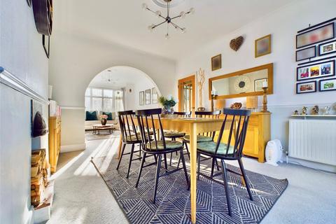 76 Corhampton Road, Bournemouth, BH6 5PB