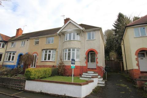 17 Broadwaters Drive, Kidderminster, DY10 2RY