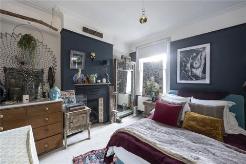 2 bedroom maisonette for sale, Hosack Road, London, SW17