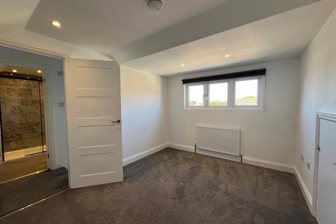 3 bedroom bungalow for sale, Haywards Close, Deal, CT14