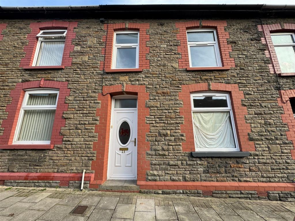 Thomas Street, Trethomas, Caerphilly, CF83 8DP 3 bed terraced house for