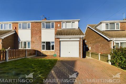 17 Arundel Road, Norton, Doncaster, DN6 9ET