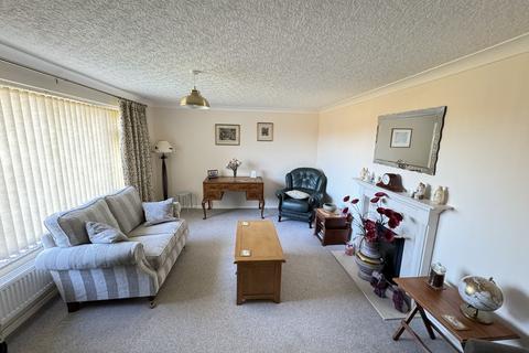 2 bedroom detached bungalow to rent, CLENCHWARTON - 2/3 Bed Bungalow To Let