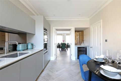 3 bedroom flat to rent - Kensington Gardens Square, Bayswater, W2