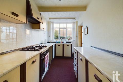 3 bedroom semi-detached house for sale - Hempshaw Lane, Offerton, Stockport, SK2
