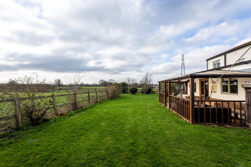 Hoopers Pool, Southwick 3 bed detached house for sale £550,000