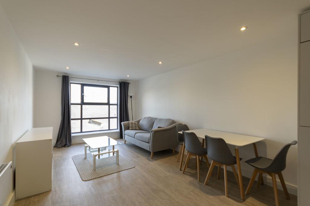 Apartment in Birmingham, Rea Valley, Digbeth - View 2