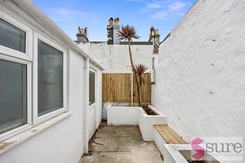 2 bedroom terraced house for sale, Hendon Street, Brighton