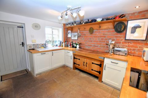 2 bedroom cottage for sale, Knighton, Shropshire