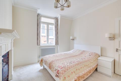 2 bedroom flat for sale, Fitzgeorge Avenue, London