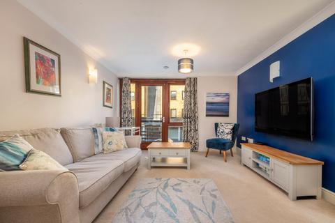 25 Vantage Mews, London, E14 9NY