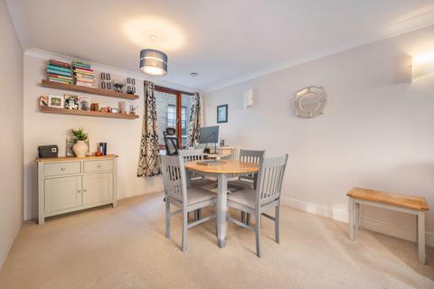 25 Vantage Mews, London, E14 9NY