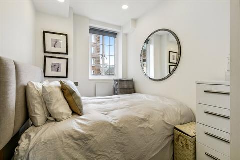 2 bedroom flat to rent, Swan Court, Chelsea Manor Street, Chelsea, London
