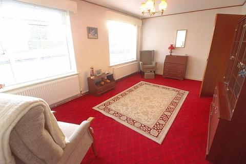 39 Brookside Avenue, Poynton, Stockport, SK12 1PW