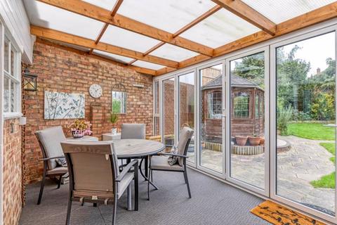 28 South View Close, Bexley, DA5 1EG