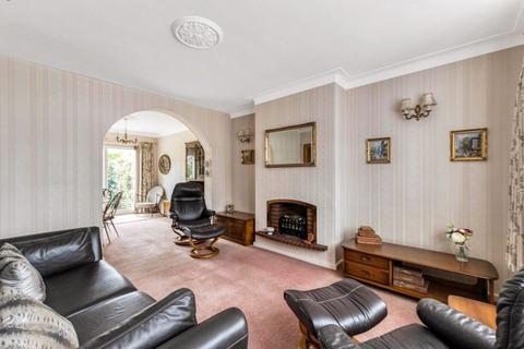 28 South View Close, Bexley, DA5 1EG