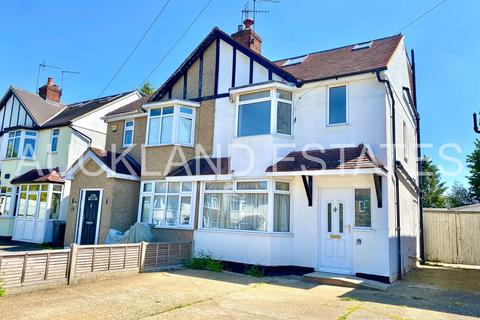 3 bedroom semi-detached house for sale, Auckland Road, Potters Bar EN6