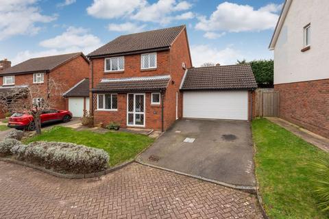 3 bedroom detached house for sale, The Green, Fetcham