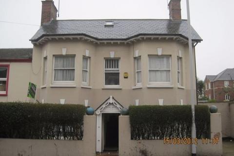 6 bedroom terraced house to rent - Old Tiverton Road, Exeter