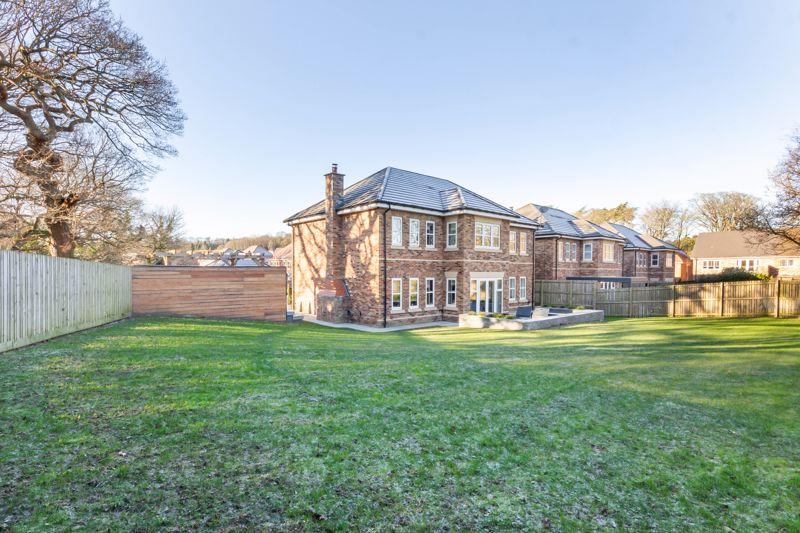 Gardens, Cottier Grange, Prudhoe, Northumberland 5 bed detached