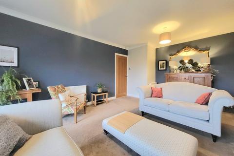 10 Allerton Place, Whickham, Newcastle Upon Tyne, NE16 5BN