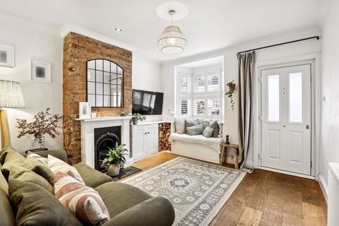 76 Angel Road, Thames Ditton, KT7 0AZ