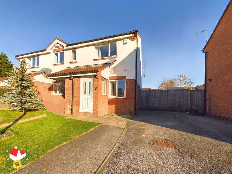 Lower Meadow, Quedgeley, Gloucester 2 bed end of terrace house for sale