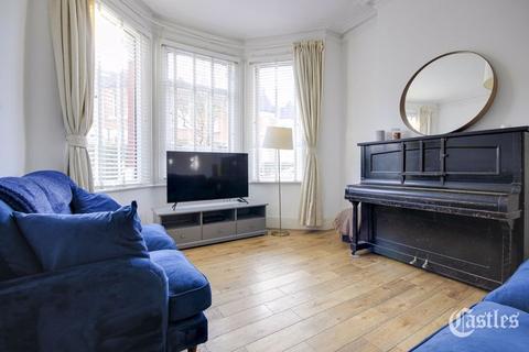 3 bedroom terraced house for sale, Lyndhurst Road, London, N22