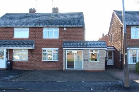 2 bedroom semi-detached house for sale, Bromley Lane, Kingswinford DY6
