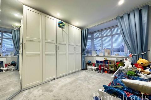 94 Macdonald Avenue, Hornchurch, RM11 2NE