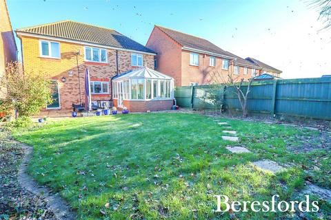 22 Medlar Drive, South Ockendon, RM15 6TS