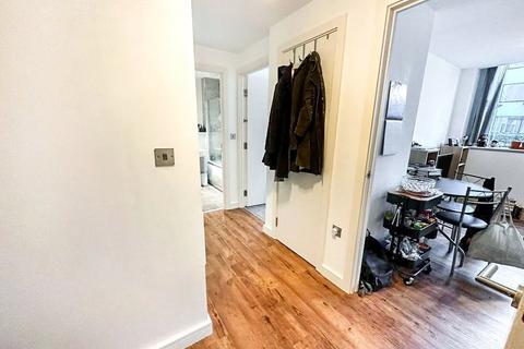 1 bedroom flat for sale, 21 25 Ashton Lane, Sale, Greater Manchester, M33