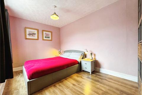 1 bedroom maisonette for sale, Cargate Avenue, Aldershot, Hampshire